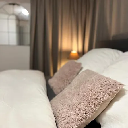 Privat bolig Gemuetliche Ferienwohnung, See- Und Stadtnah Schwerin (Mecklenburg-Vorpommern)