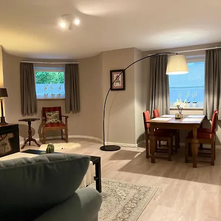 Gemuetliche Ferienwohnung, See- Und Stadtnah Homestay