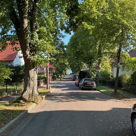 Gemuetliche Ferienwohnung, See- Und Stadtnah