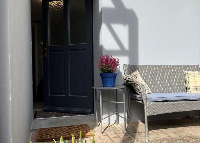 Gemütliche Ferienwohnung, See- Und Stadtnah