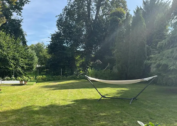 Gemütliche Ferienwohnung, See- Und Stadtnah